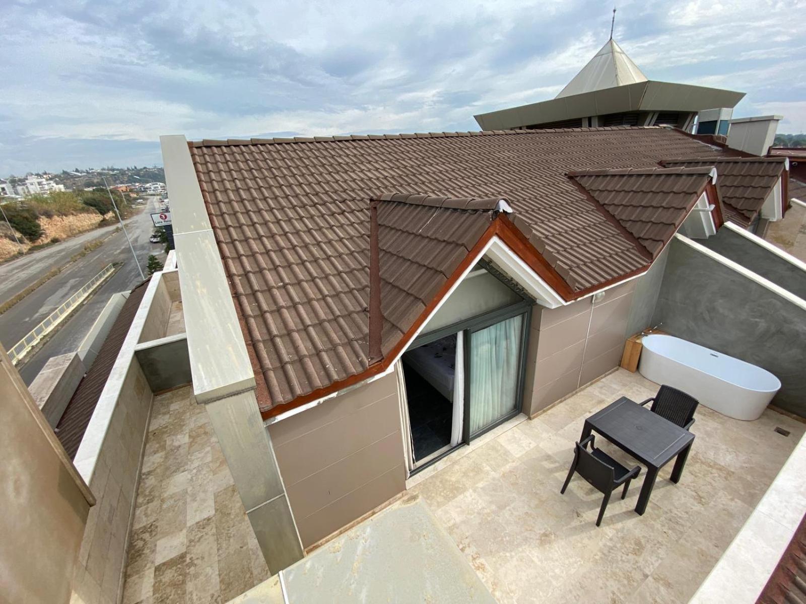 Iberis Lara 3*